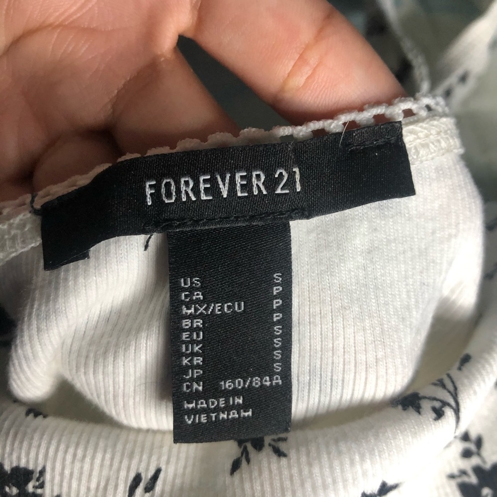 Forever 21 Crop Top